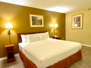 Mount Vernon Inn - Image 2
