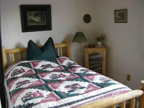 Cozy Guesthouse - Image 5