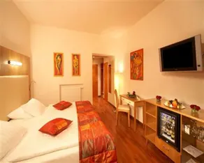Sailani Resorts & Palace - Image 3