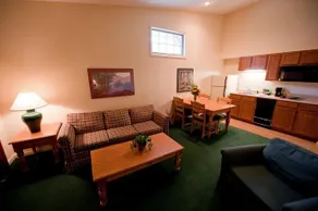 Hidden Valley Inn - Image 5