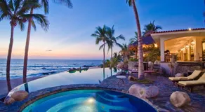 Casa Captiva Vacation Dream Home Elegant Beachside Living Sleeps 14 - Image 2
