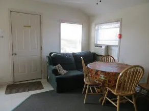 Hall's Housekeeping Cottages - Image 4