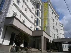 Sky Hotel Condo - Image 2