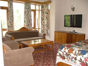 Green Acre - Image 2