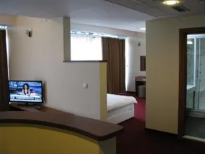 Hotel Aqualina - Image 3