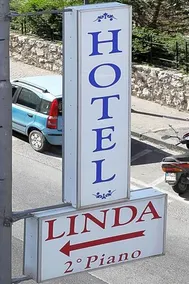 Hotel Linda Sorrento - Image 5