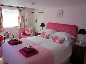 Vine Cottage - Image 3