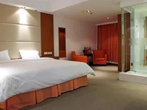 Jiun Long Hotel - Image 1