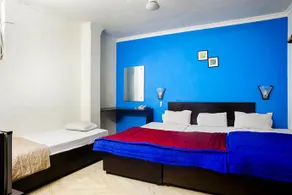 Hotel Royal Plaza - Image 2