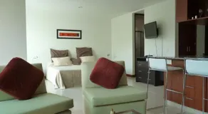 Blux Apartamentos Medellin - Image 5