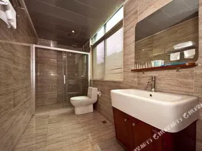 Yuehong Boutique Hotel - Image 5