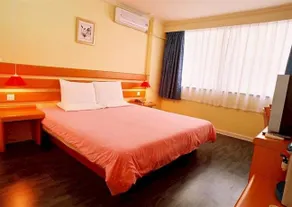 Home Inn Yangshuo West Street Chengzhong Road - Image 5