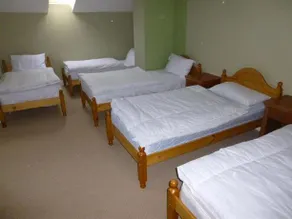 Parliament Inn - Image 4