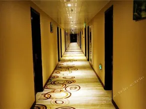 Homethink Hotel Xiamen - Image 2