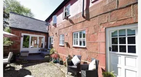Pear Tree Cottage - Image 3