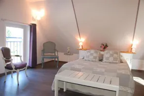 La Chaiserie - Image 5
