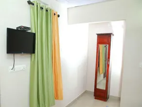 Abella Lakeview Homestay - Image 3