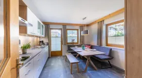 Apart Elisabeth - Image 3