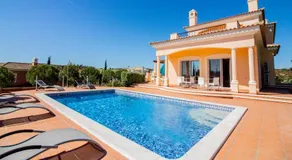 Villas @ Quinta do Vale Golfe - Image 2