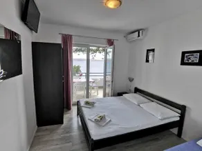 Apartments GR - Image 4