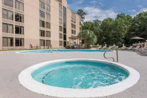 Days Inn by Wyndham Myrtle Beach - Image 2