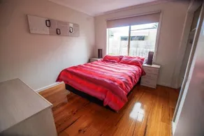 Ella Beach House - Image 2