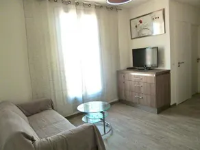 New 1 bedroom apt place Garibaldi - Image 5