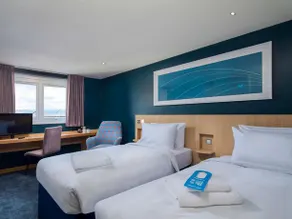 Travelodge Ringwood Hotel - Image 5