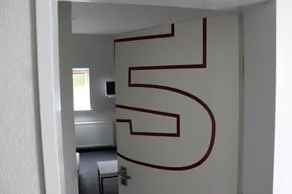 Motel 501 - Image 2