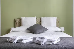 Andy House - Image 3