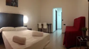 Apartamentos H2 Plaza Mayor - Image 4