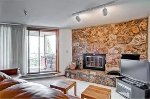 Marina Place - Image 4