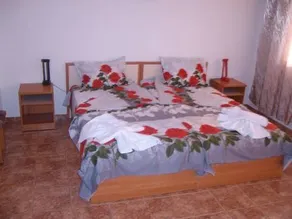 Nelly Guest House - Image 2