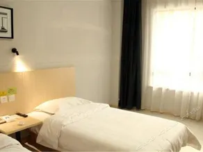 E Ka City Hotel - Image 5