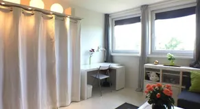 Großes helles Zimmer + eigenes Bad - Image 4