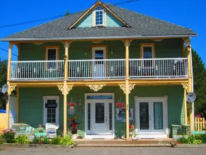 Trails Edge Bed And Breakfast - Image 1