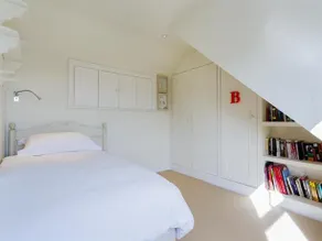 Veeve Palatial 7 Bed Family Home Near Clapham Common Cautley Ave - Image 3