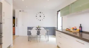 Casa con barbacoa, jardín y terraza - Image 3