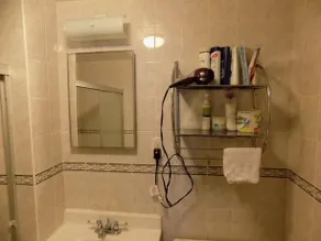 NY Queens Homestay - Image 2
