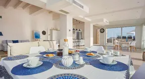 Karat House - Image 5