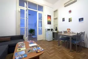 2night Hostel - Image 4