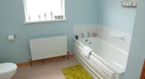 Roe Valley Cottage - LA Spa Hot Tub - Image 3