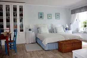 Fynbos Corner Cottage - Image 4