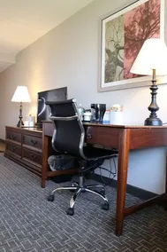 Ramada Plaza by Wyndham Hagerstown - Image 3