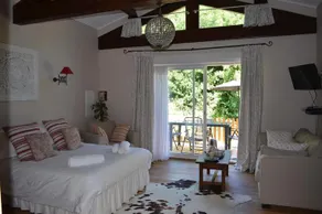 The Coach House - Image 4