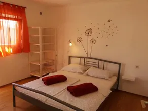 Apartments Lovro - Image 4