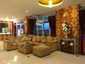 Grand Holiday Residence - Image 3
