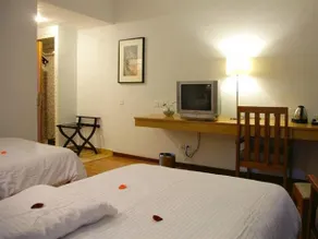 Hua Hong Hotel - Image 4