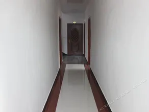 Longwei Hotel - Image 4