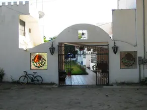 Best Night La Laguna Hotel - Image 5
